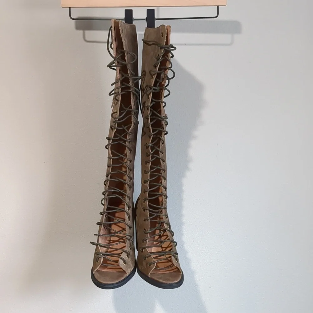 Free People x Jeffrey Campbell Perspective Tall Knee High Lace Up Boot 8.5